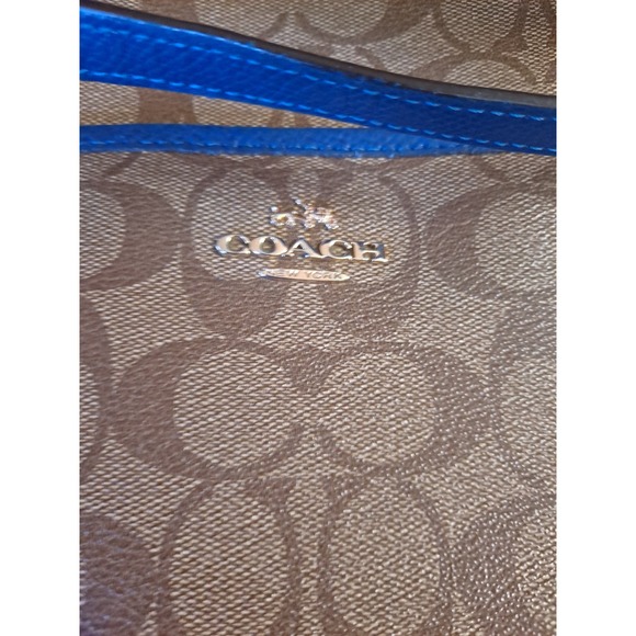 Coach File Bag in Signature Canvas‎ F34938 | Light Khaki/Pool Blue - Picture 5 of 13